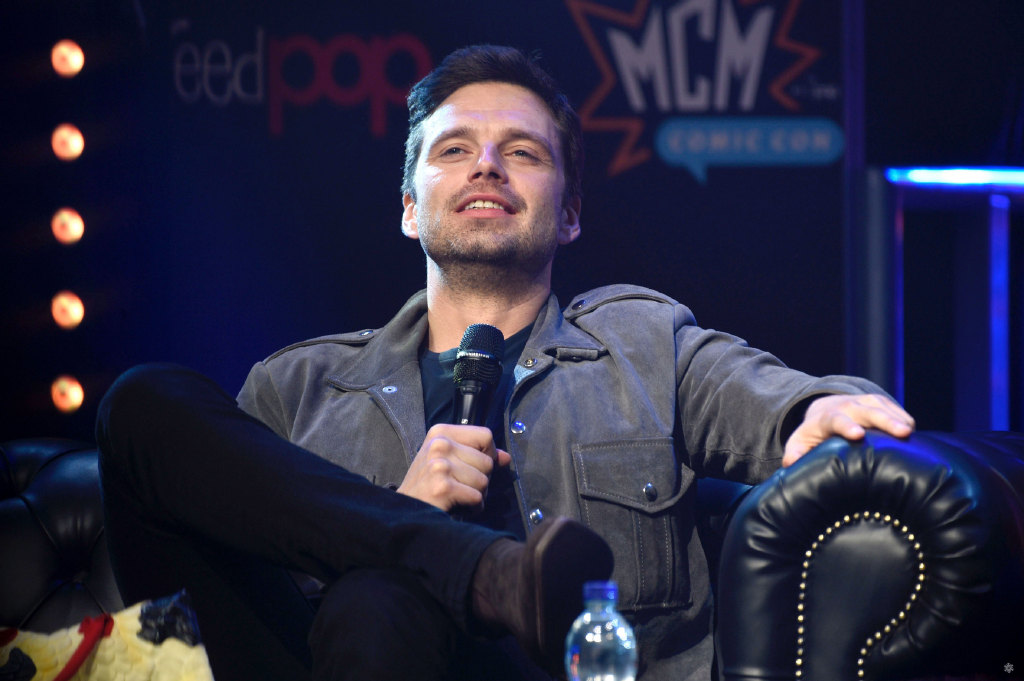 原创塞巴斯蒂安斯坦亮相漫展漫威的剧集还没开拍冬兵巴基就胖了