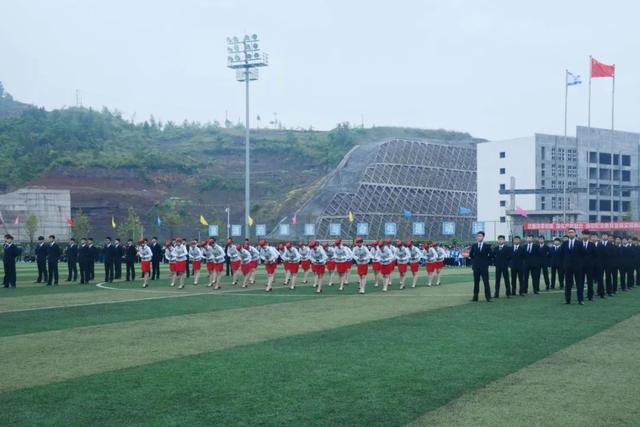 首屆巴中青年五四獎章集體獲得者南江縣小河職業中學