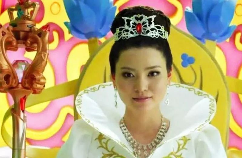 《巴啦啦小魔仙》主演现状,美琪美雪变女神,游乐王子成油腻中年