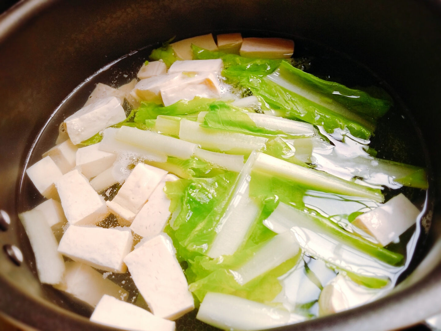 初夏时节多喝白菜汤,这样做健脾养胃,清润又滋补