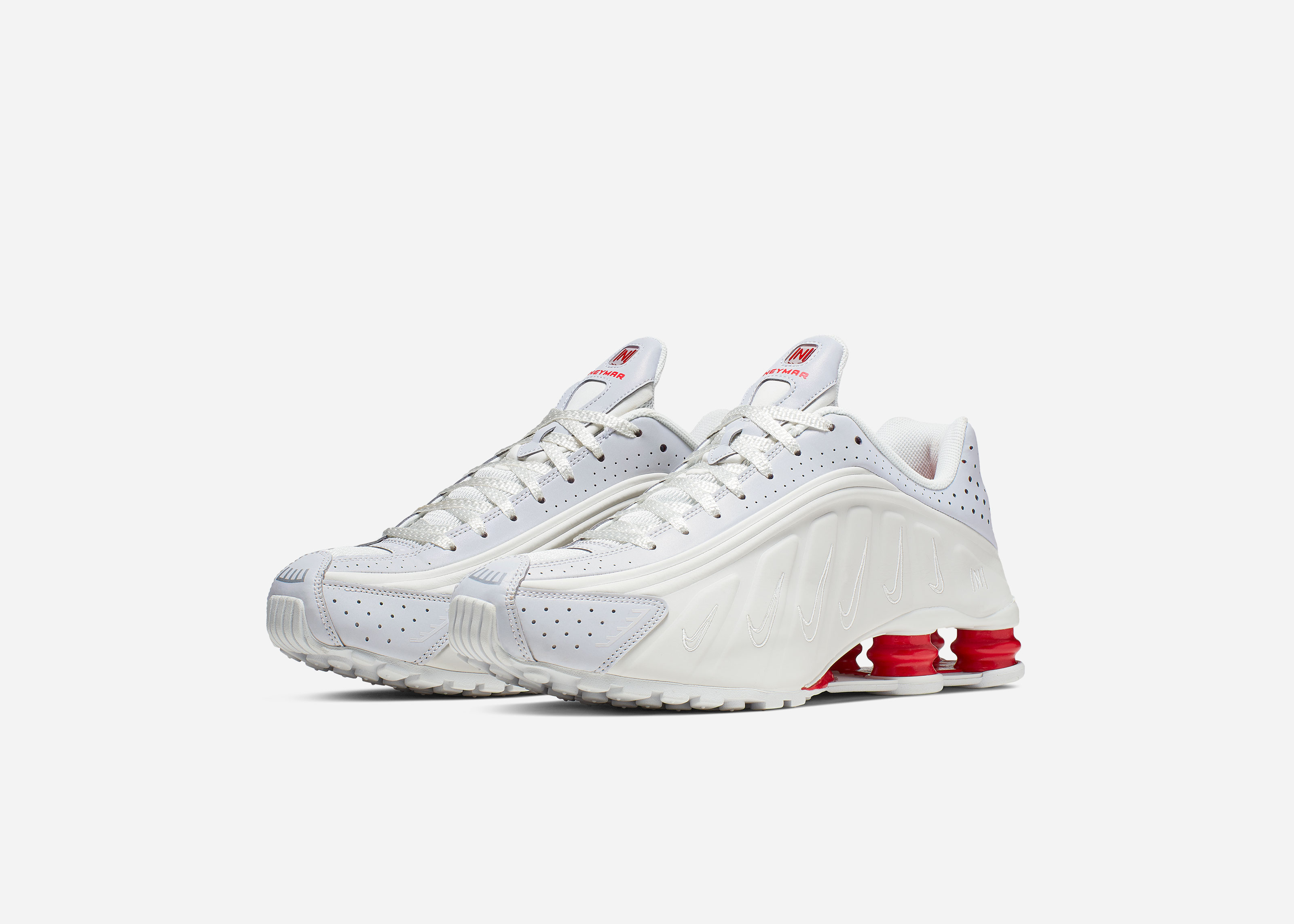 圣保罗的喧闹市场 内马尔专属配色shox r4将发售