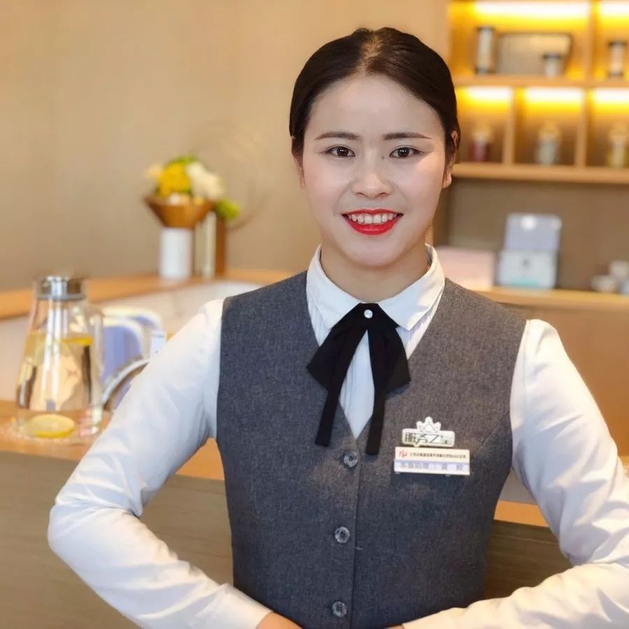 各案场第一季度服务之星张菊红铂金时代 客服部张菊红2018年1月份入职