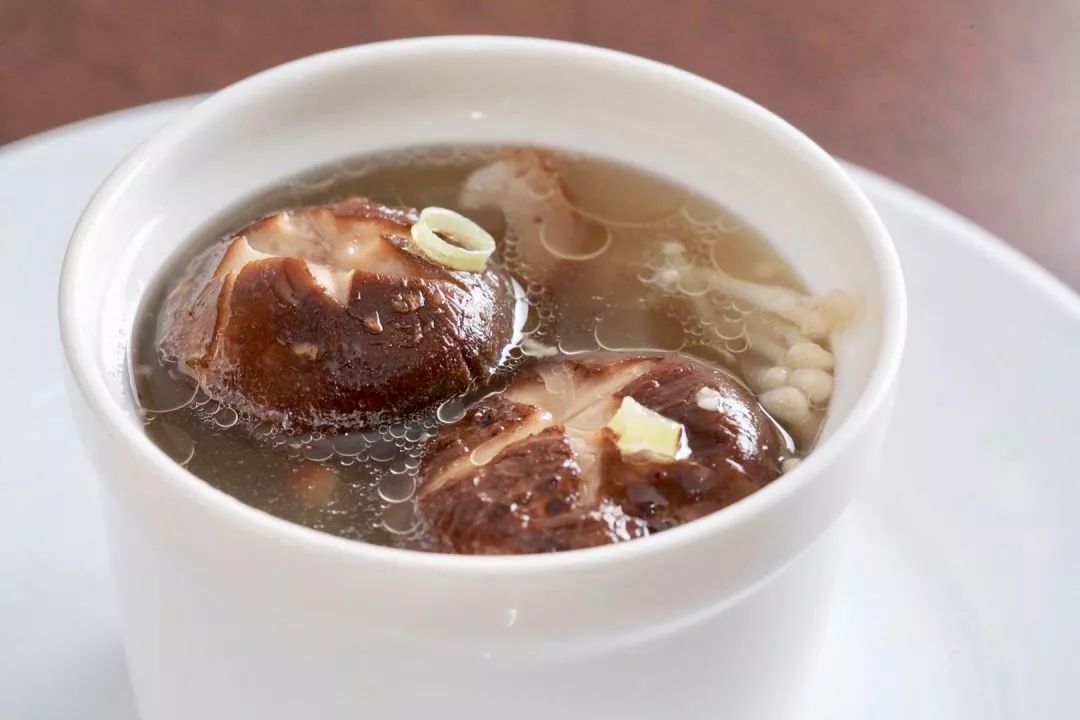 椰子鸭汤有听过"椰子鸡汤?
