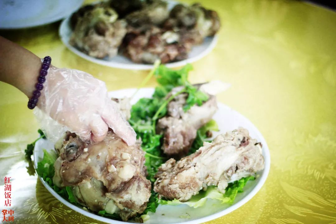 福建·大田:石牌手抓大骨头,让吃货分分钟失控,相见恨晚~!