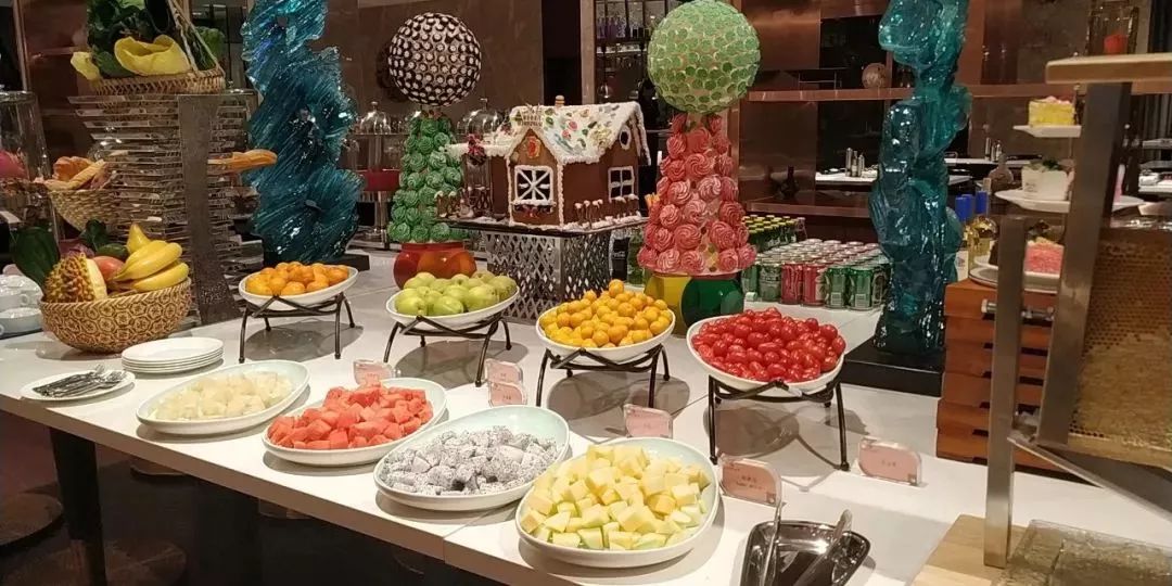 高达200 菜品任性吃_自助餐