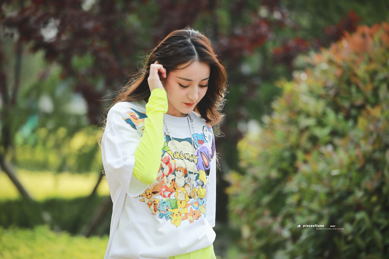 迪丽热巴《创造营》录制正面照公开 清新可爱人间小精灵