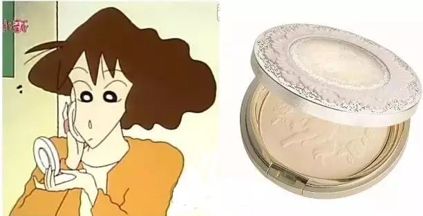 人家只是用来涂屁股的▼美伢还是个喜欢海淘的败家娘们,化妆台还有