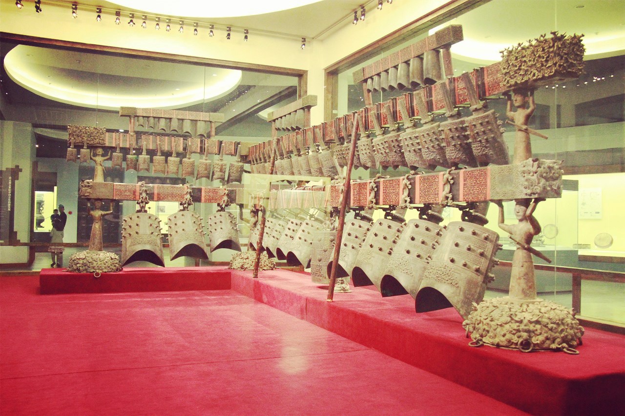 有古代文化常识的人,一般都知道,编钟是我国古代的礼乐重器,历史悠久