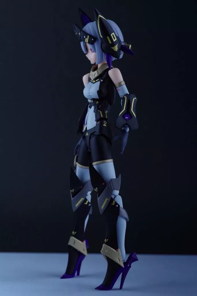 小姐姐居然能hold住这么长的炮女神装置10炮手制作