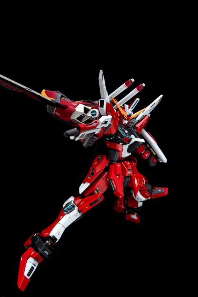 小t高达秀万代mg1100无限正义高达