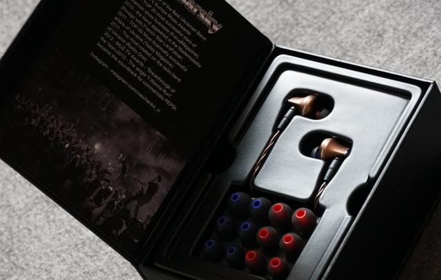 低音耳机hifi化颜值奢侈品化达音科titan6评测