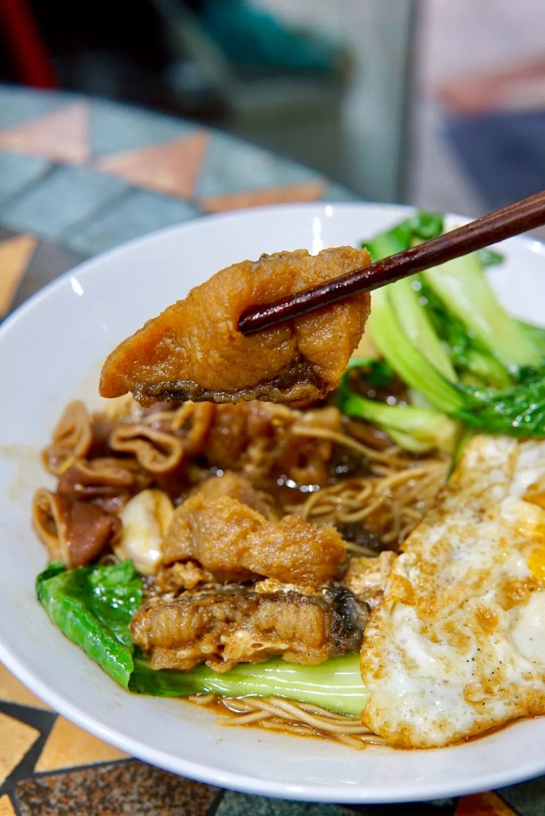 这碗称霸桐乡的阿能面有点甜选择多到连吃一个月不带重样