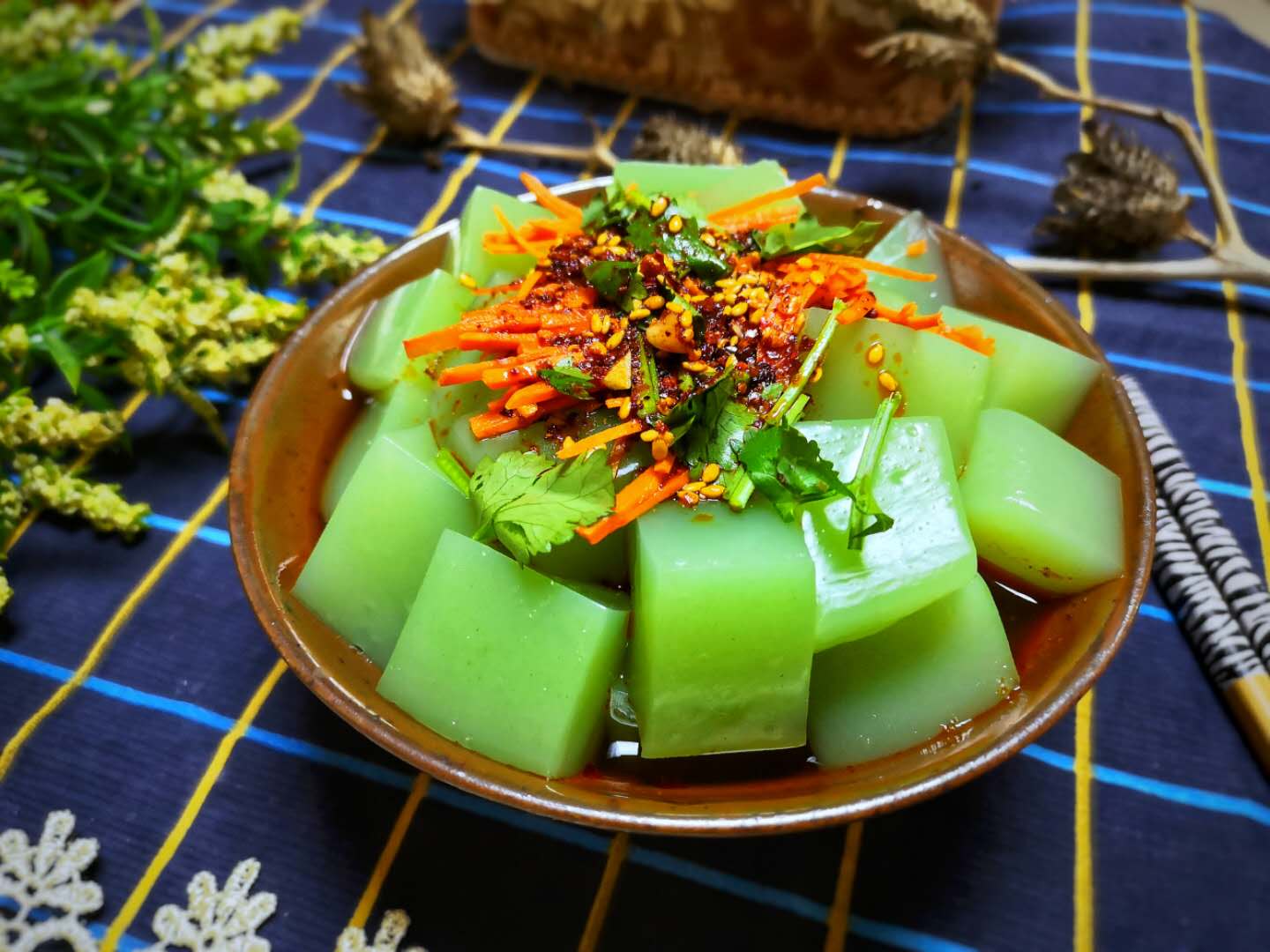 原创这菜67夏天吃最消暑冰冰凉凉q弹爽滑还解馋煮一锅都不够吃