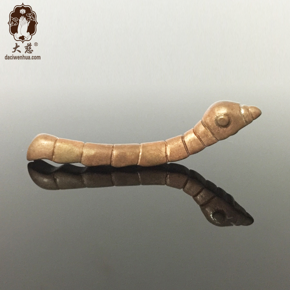 文物复制品鎏金铜蚕