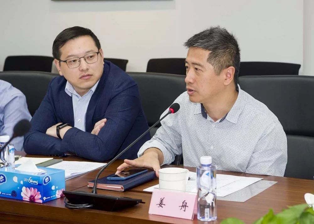 区领导带队调研久事集团,共谋区企合作推动徐汇体育发展