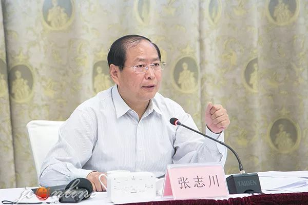 市委书记张志川与参加晋城籍在京博士"服务家乡行"活动的晋城籍在京