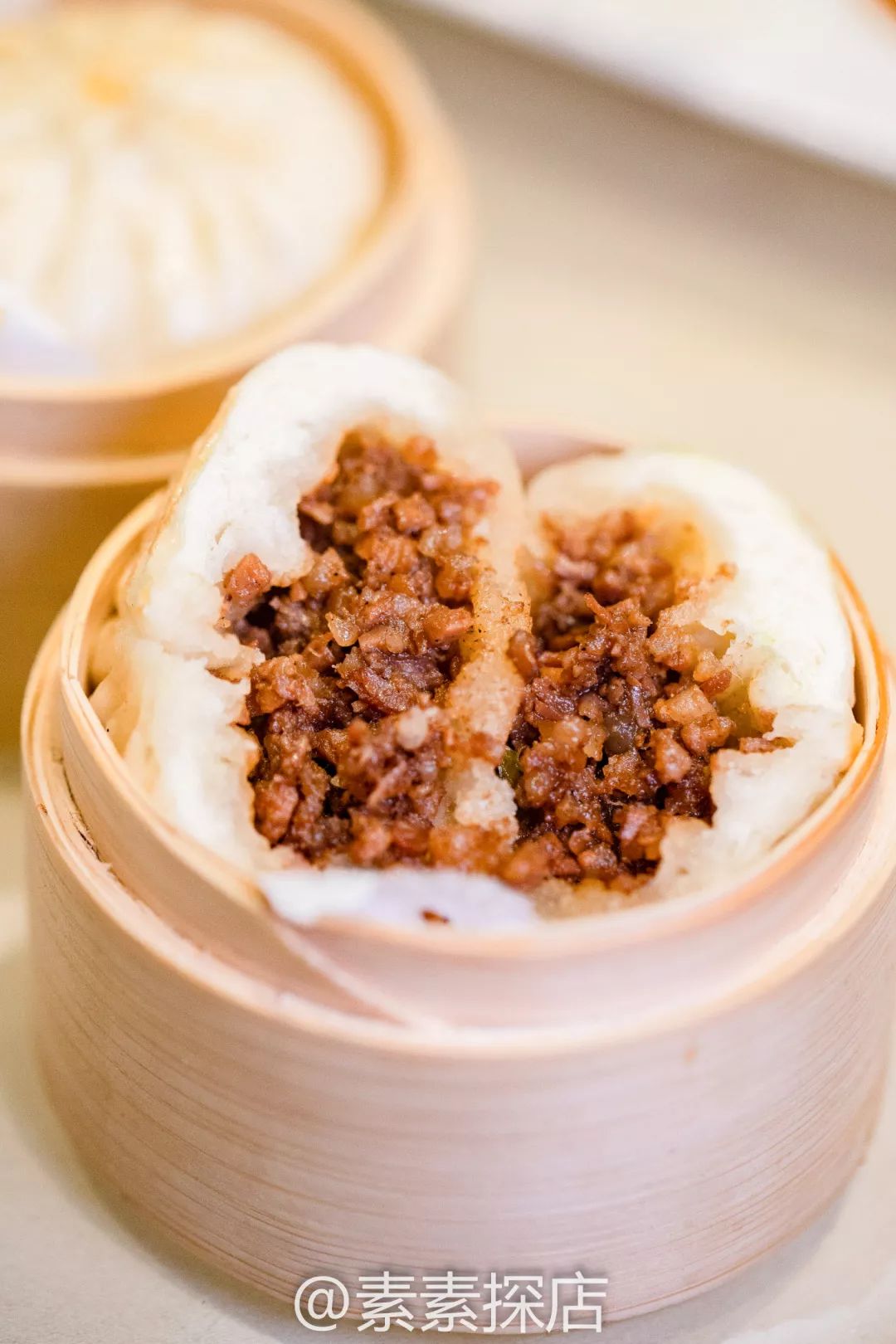 素素探店丨川菜麻辣豪放入选四川经典十大名菜的鸡豆花了解一下