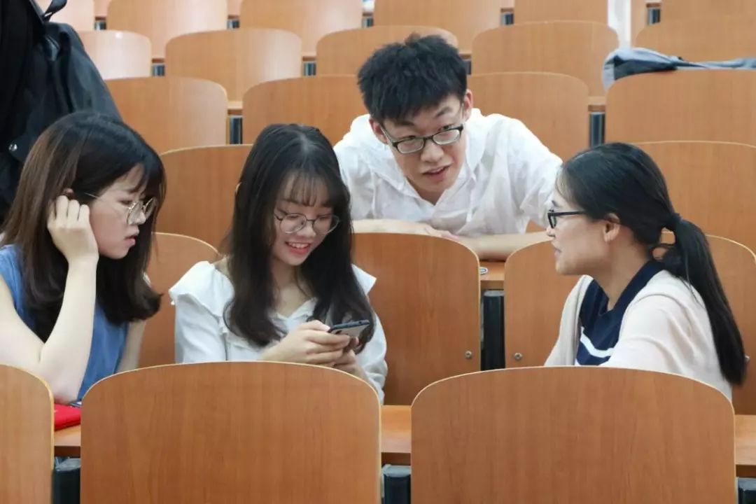 第一临床学院举行2019年度本科生学习导师受聘仪式