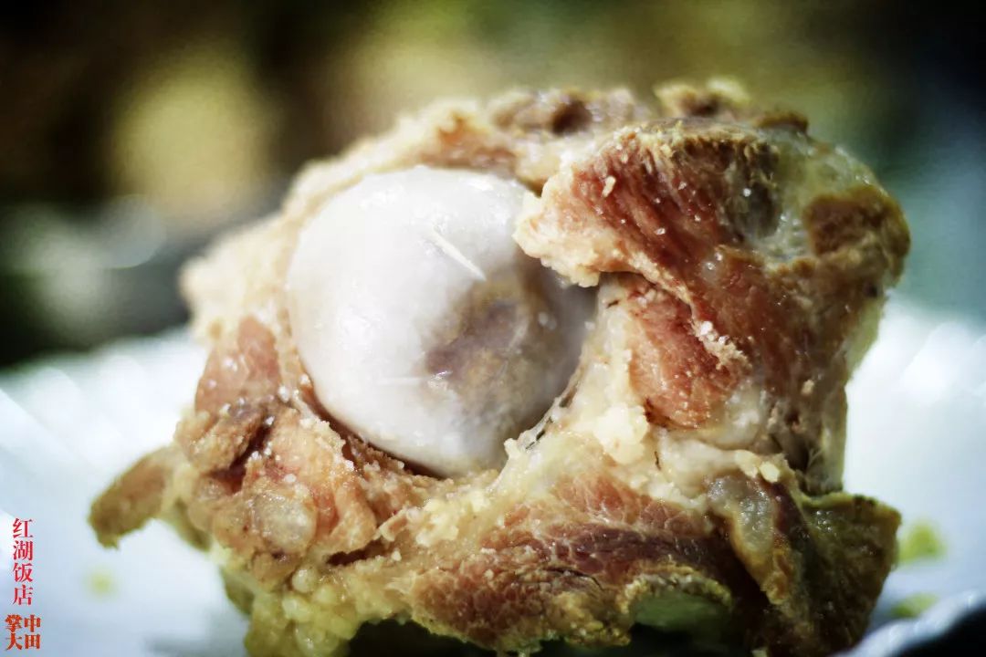 福建大田石牌手抓大骨头让吃货分分钟失控相见恨晚