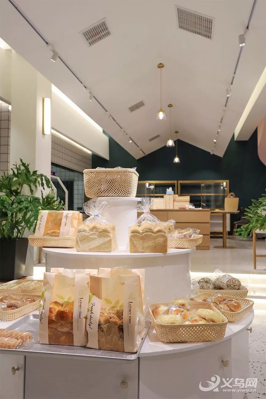 面包免费送义乌新开了一家欧包店竟拉高了整条街的颜值