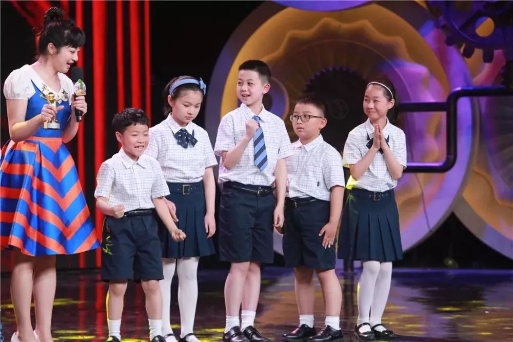 看我72变南京创意少年捧回央视小金人