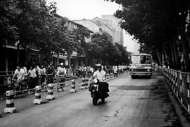 岁月看昆明老照片忆往昔岁月