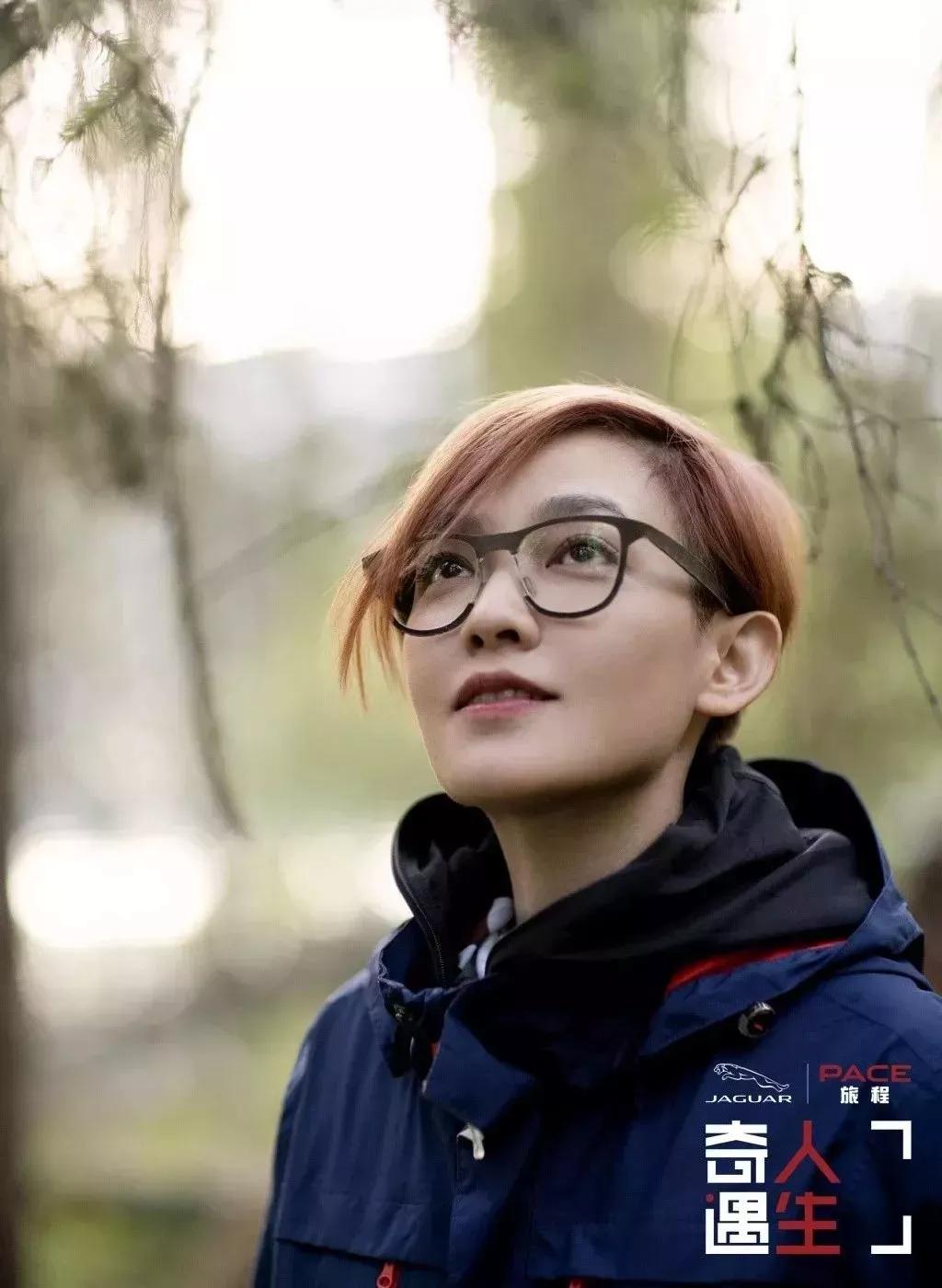 42岁看起来像24岁范晓萱未曾改变的何止是外貌