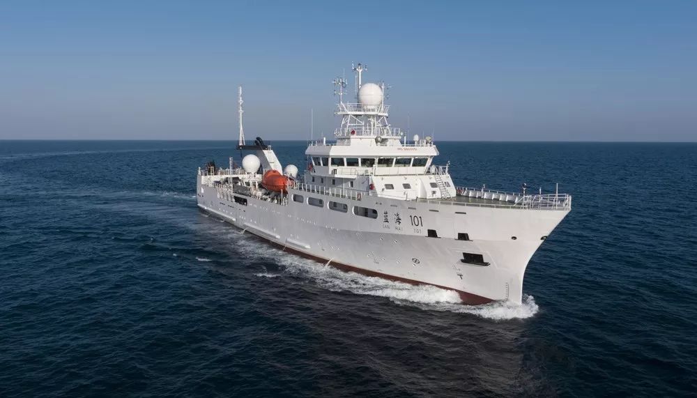 【生产】3000吨海洋渔业综合科学调查船首制船试航奏凯