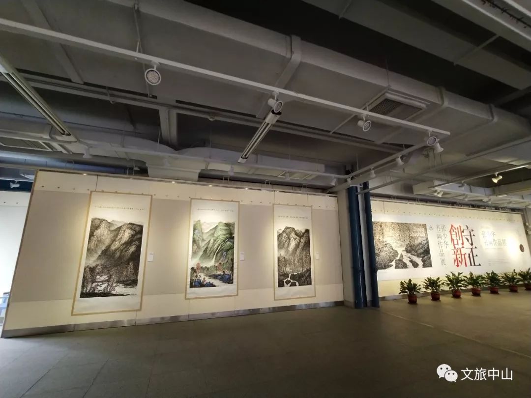 兔兔 摄展览tips展览时间:2019年5月15日至30日展览地点:中山美术馆