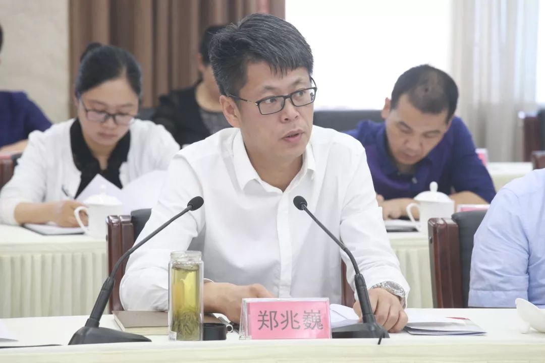 京口区副区长 郑兆巍"京"彩校园,让人流连.