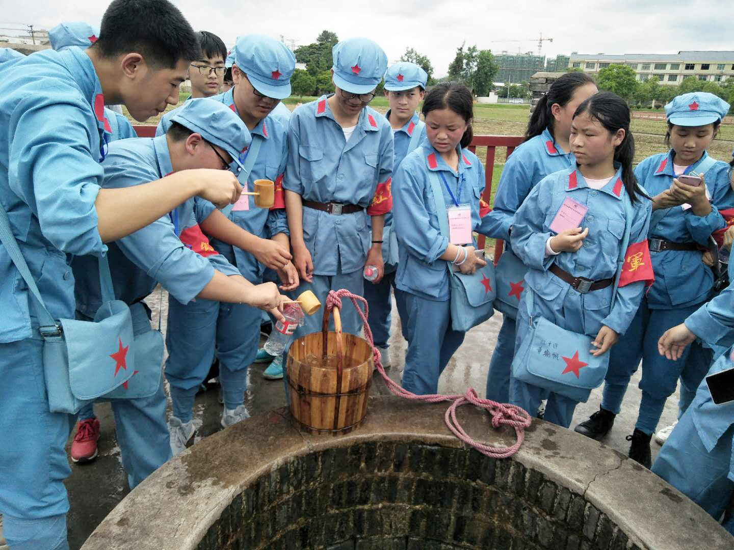 (文//圖:城固一中 尚姝君)本次研學實踐緊扣中學生核心素質發展綱要