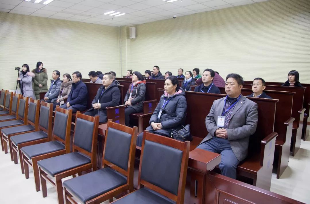 政协委员,招远市委宣传部,招远市扫黑办工作人员和部分媒体记者等20余