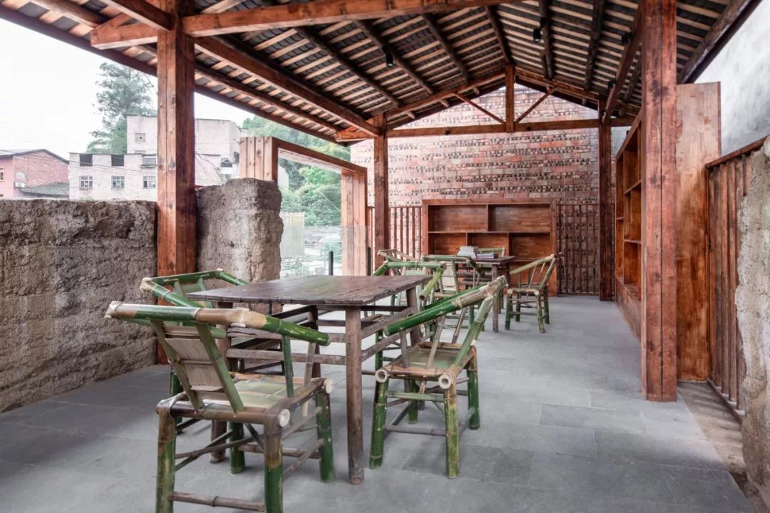 从猪圈书屋出发邂逅隐于山林的绝美民宿