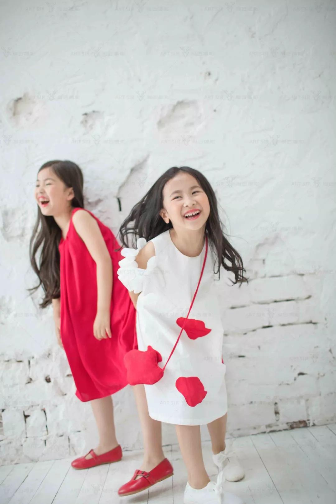 最美姐妹花这两个小姑娘惊艳了整个石家庄