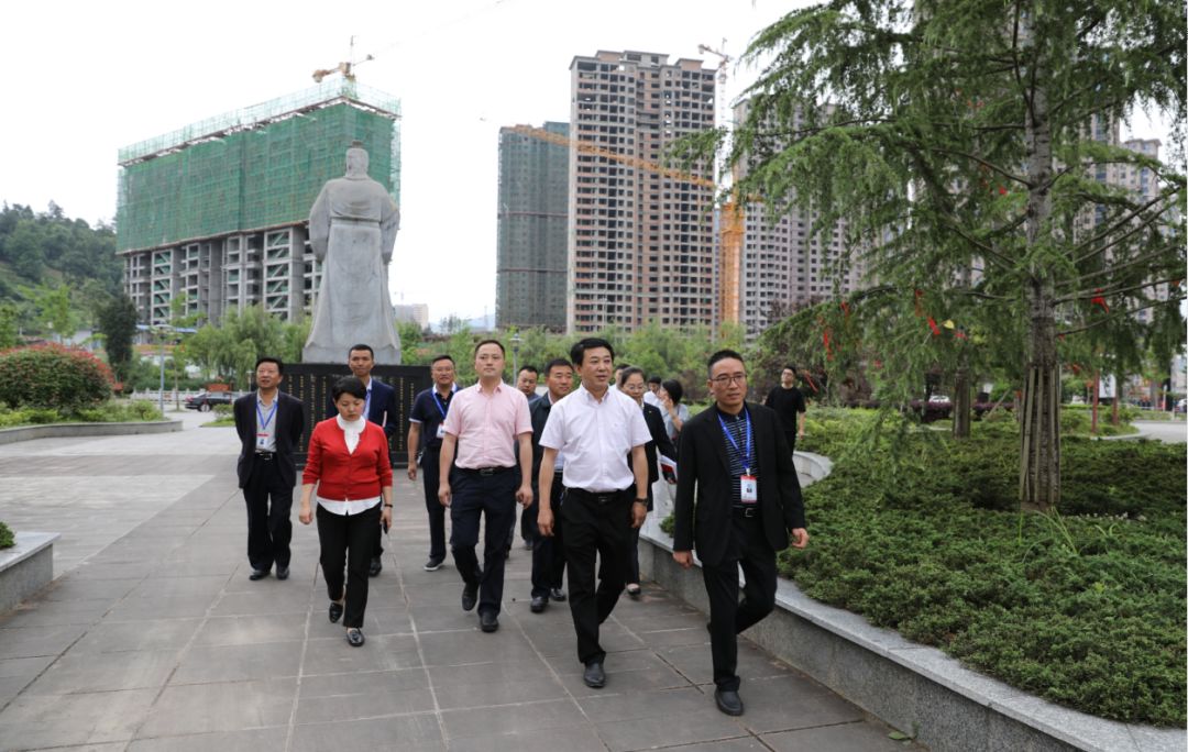 绥阳教育如何抓县委书记李晓梦这样要求