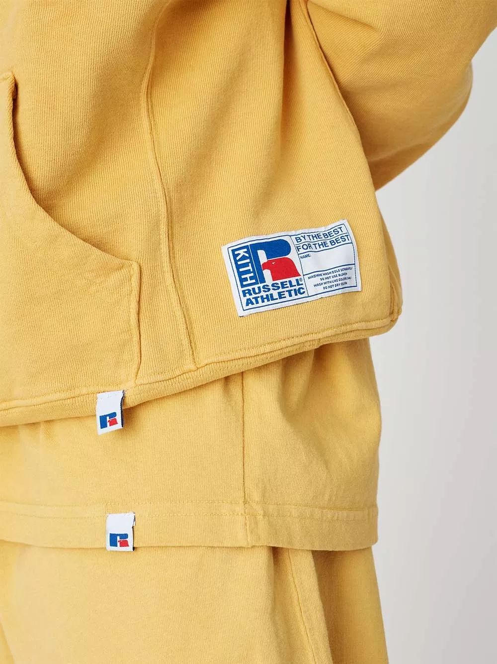 穿在你身上的 champion,都要喊它一声"哥"!_russell