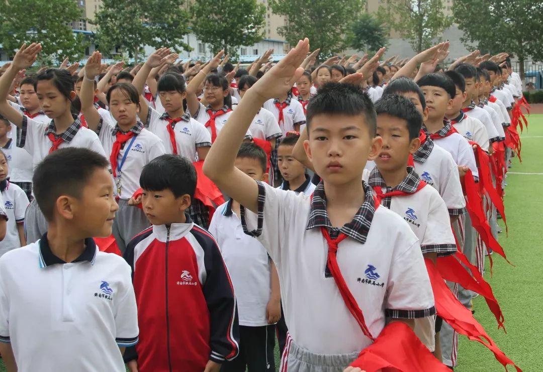 队活动济南市饮马小学我与祖国共成长争做小小追梦人我与祖国共成长