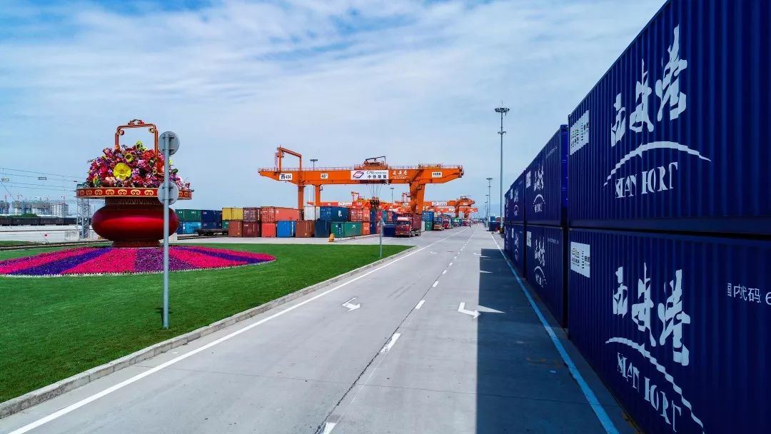 好事成双!西安港再添金字招牌