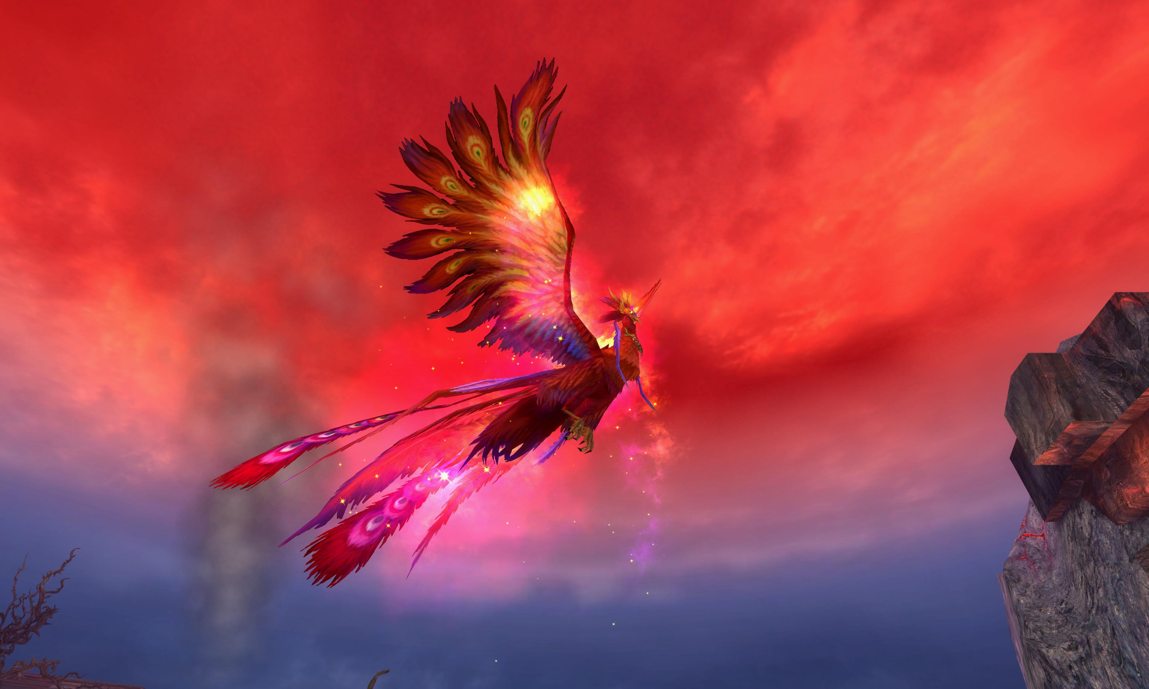 67凤凰的地位历来被人们所尊崇,古代皇室的皇后的衣着就是凤冠锦绣