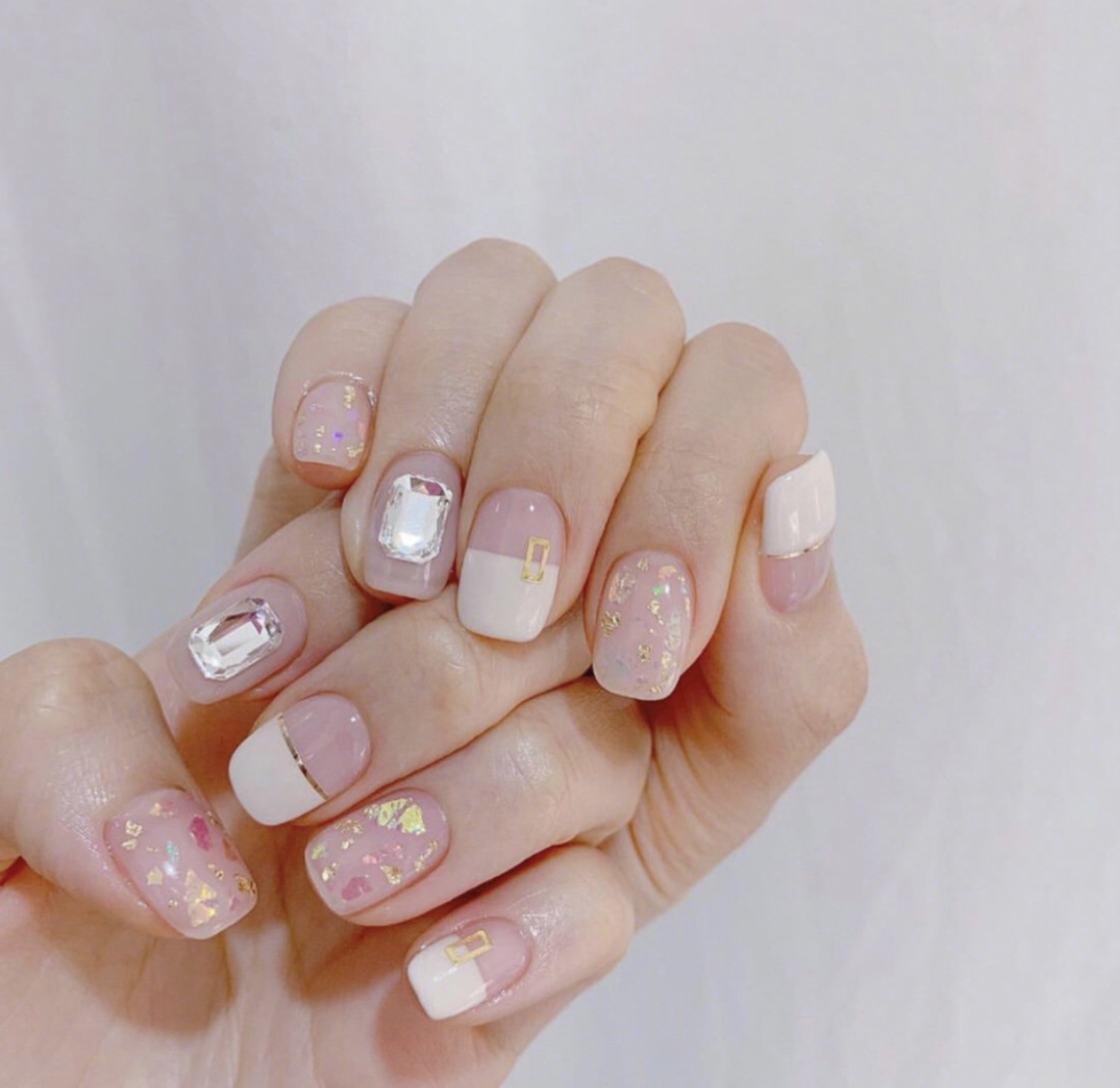 原创夏天对黄皮女生十分友好的美甲大盘点显白真的太重要了