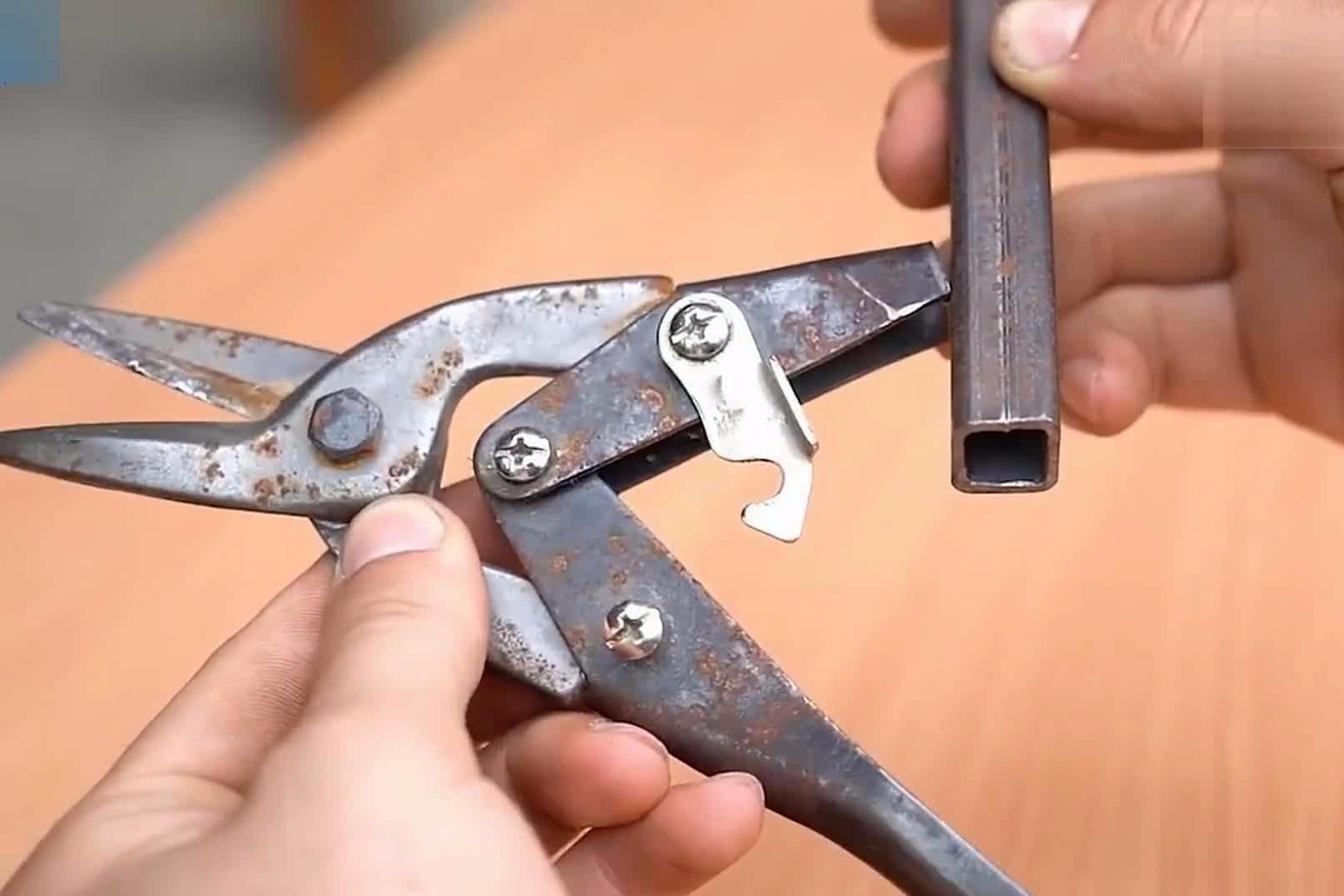 牛人制作的这个工具真的太实用了发明者真是天才