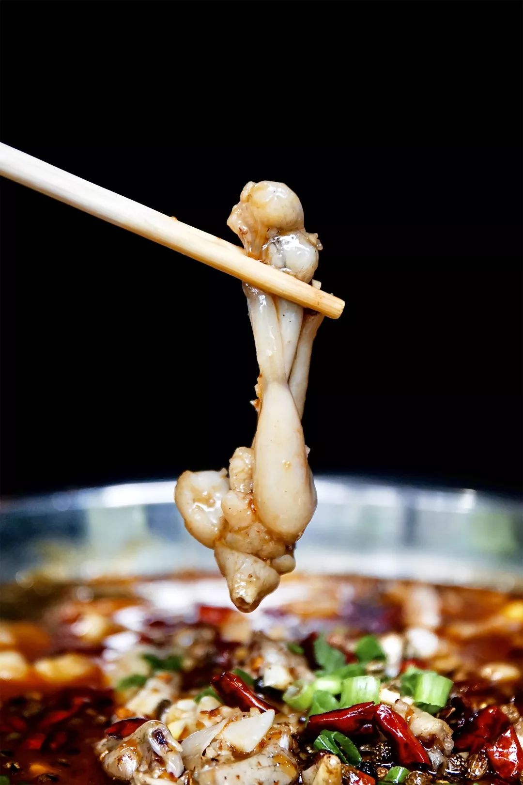 燕华丨五折牛蛙?不点就雨女无瓜!_蛙肉