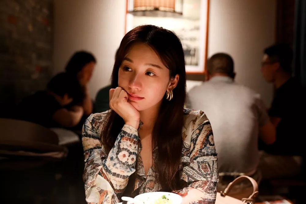 豆瓣高分《破冰行动》热播 这个霸气"美女毒贩"背后的故事更精彩_黄菲