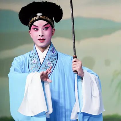 京剧丨the cast小青——陈荣荣许仙——邱海东白素贞——邢娜小青