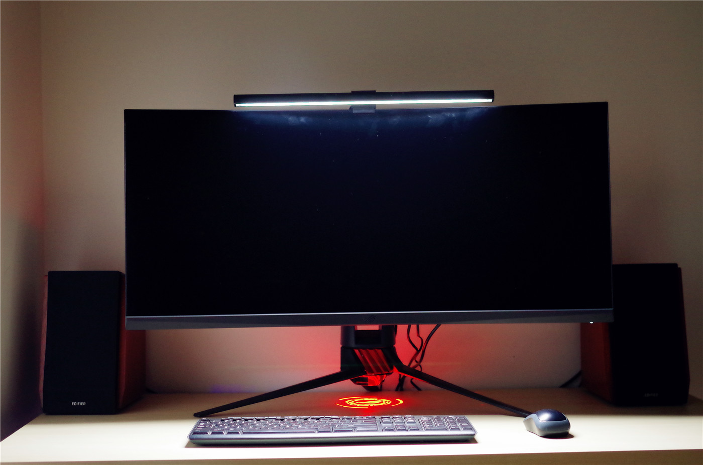 显示器专属护眼灯明基witscreenbar挂灯体验