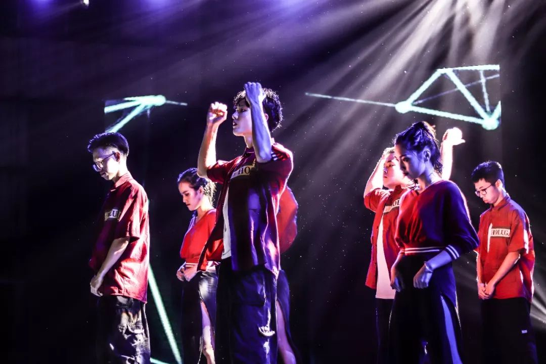 精彩回顾│第九届danceholic舞蹈大赛现场盛况及获奖名单内附动图