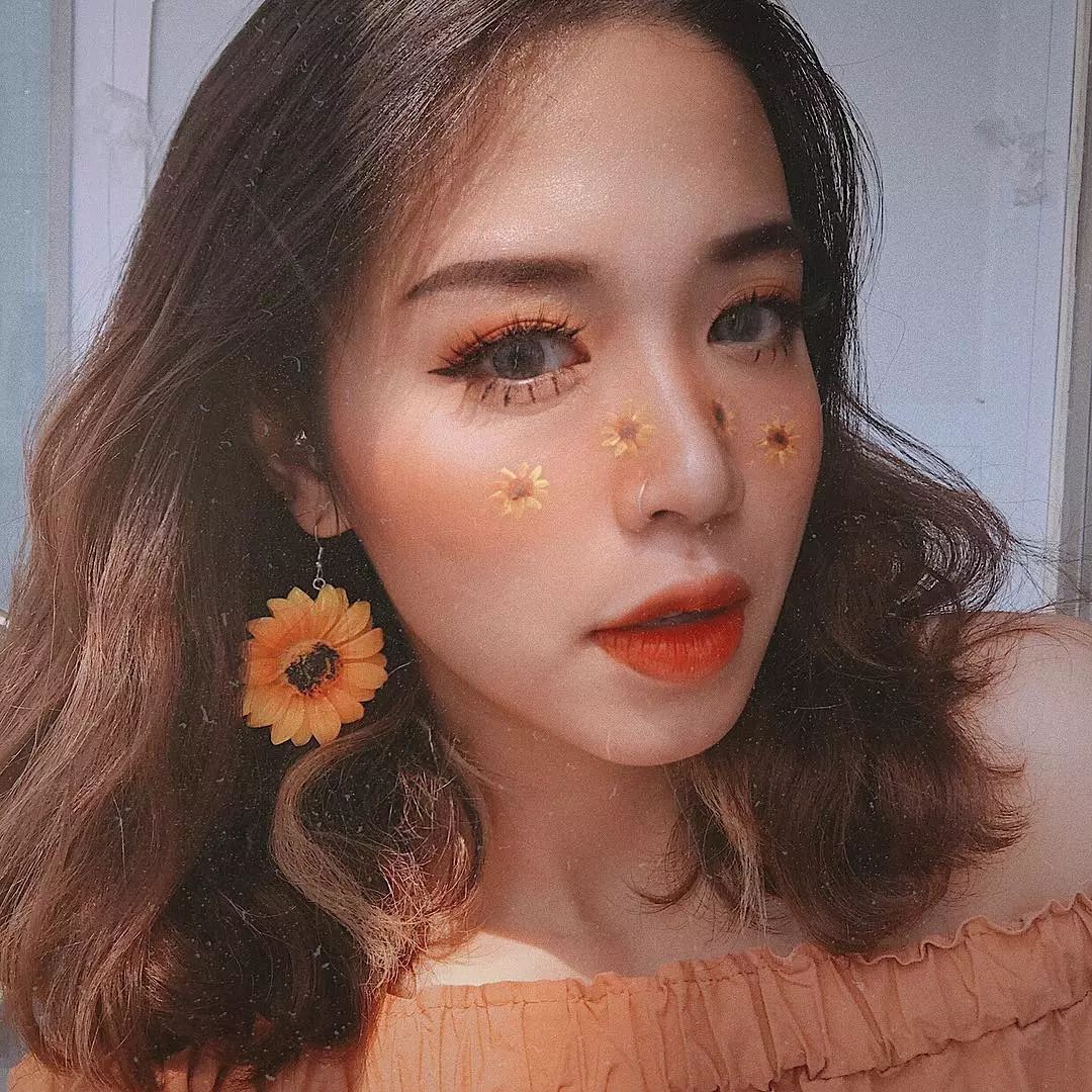 20岁越南女孩惊艳全网把脸当画布狂撩10万粉完胜p图神器