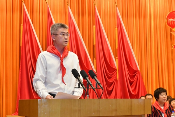 区委副书记卢天恒讲话