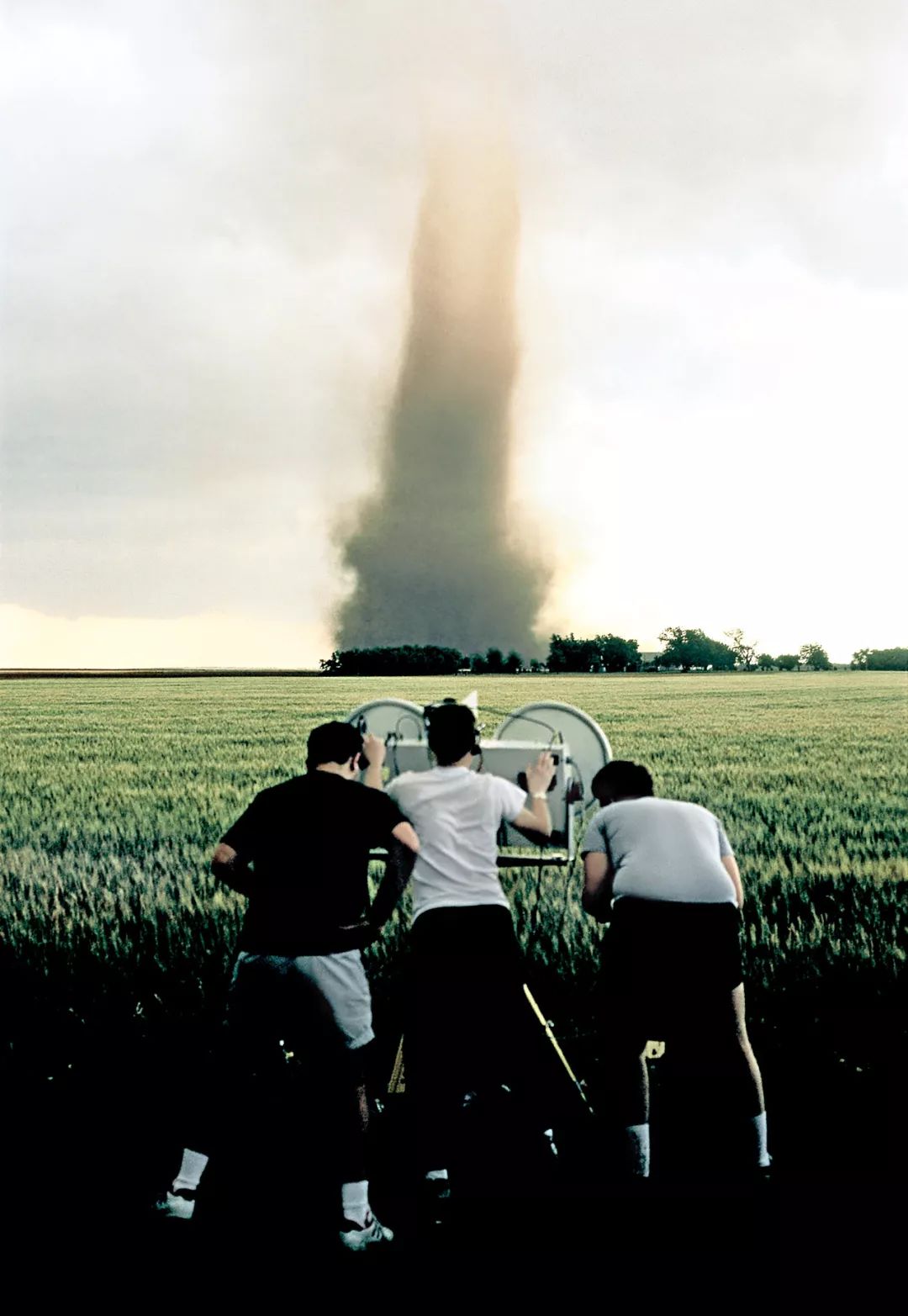 在追逐龙卷风的过程中,追风者的内心不是没有恐惧.
