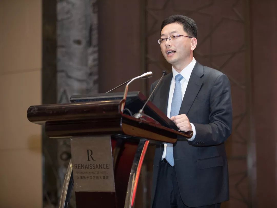 上海市外商投资协会换届大会隆重召开黄峰先生当选为新一届会长